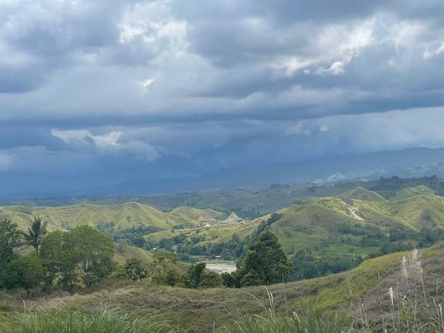 Camarahan Ridge - Image 1