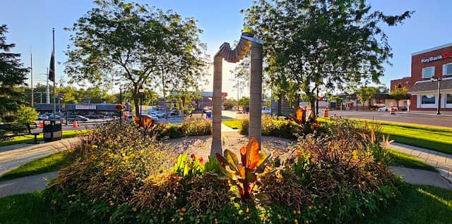 River Centre Park - Image 1