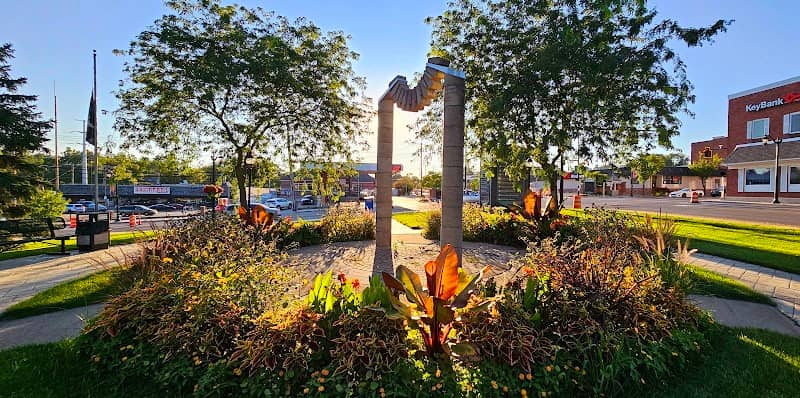 River Centre Park - Image 1