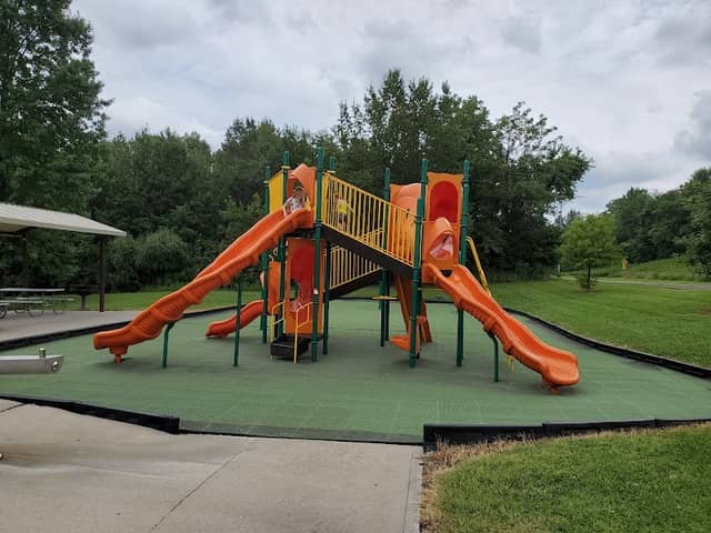 Hawthorne Park - Image 2