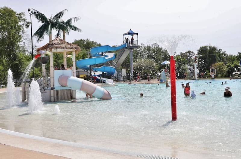 Oelwein Family Aquatic Center - Image 1