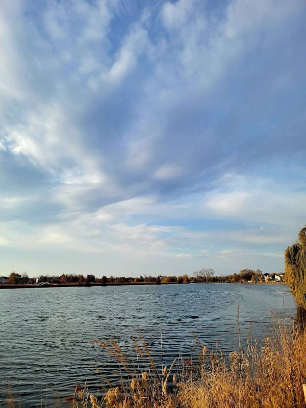 Farmington Lakes Park - Image 1