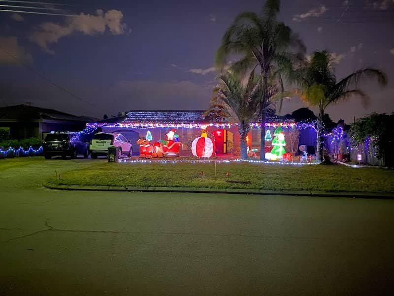 Christmas On Saurel - Image 2