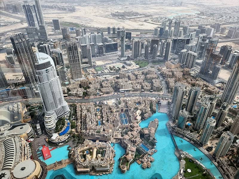 At The Top, Burj Khalifa - Image 1