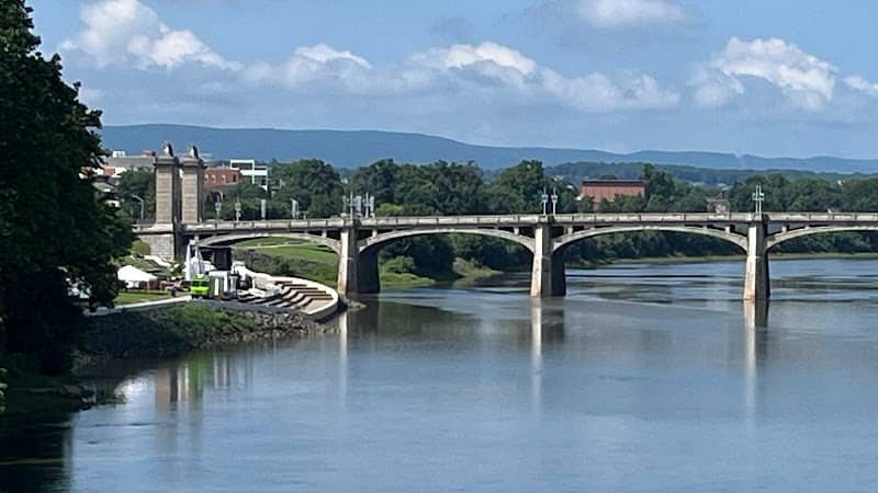 River Common - Image 2