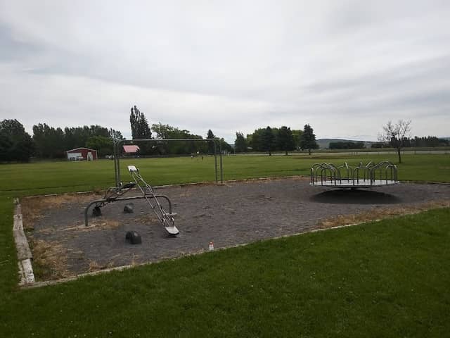 Simmons Park - Image 1