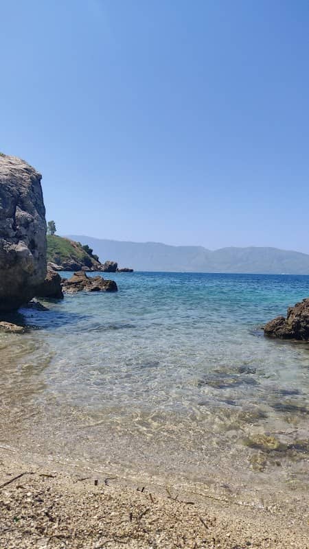 Wild beach - Image 1