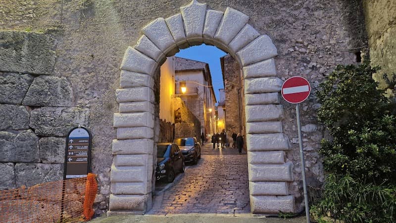 Alatri - Image 1