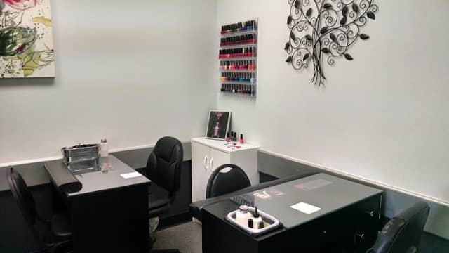 Mane Attraction Hair Studio - Image 1