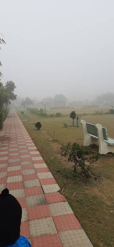 NCR 1 Park - Image 1