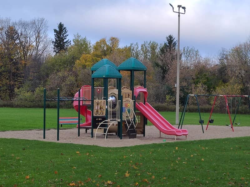 Purple Hill Park - Image 1
