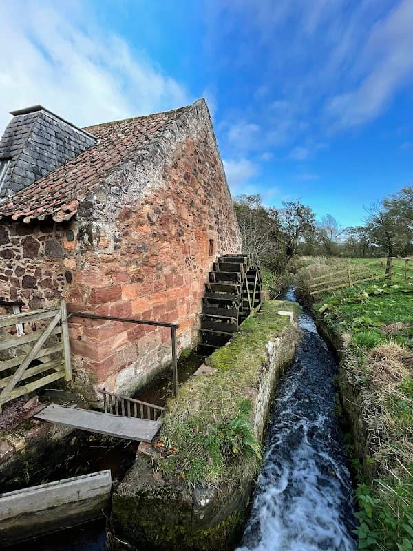 Preston Mill & Phantassie Doocot (National Trust for Scotland) - Image 1