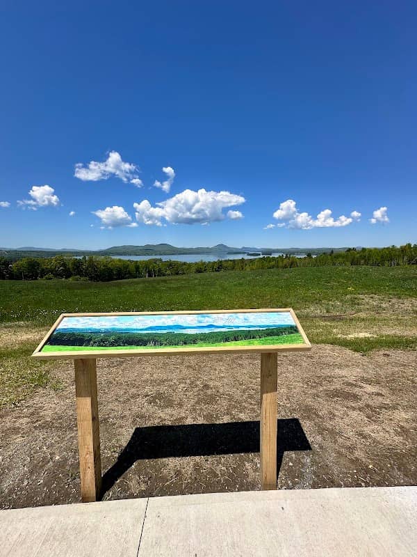 Lake Memphremagog Vista - Image 2