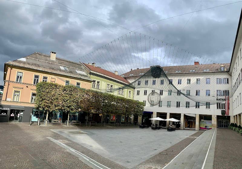 Rathausplatz - Image 1