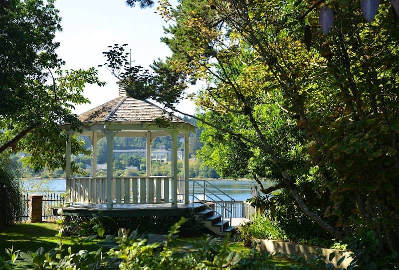 Old Town Park - Image 2