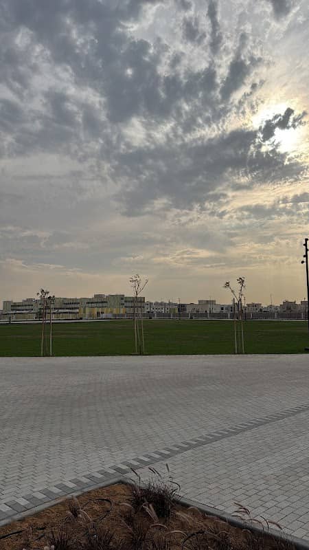 MBZ City Square Entry Gate - Image 1