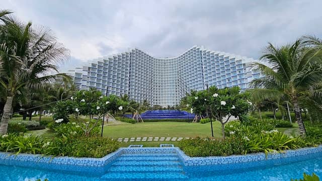 The Arena Garden - Image 1