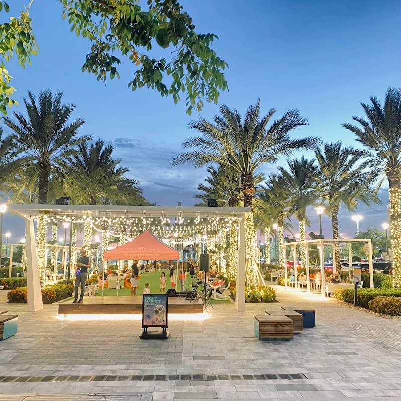 Dania Pointe Fountain - Image 3