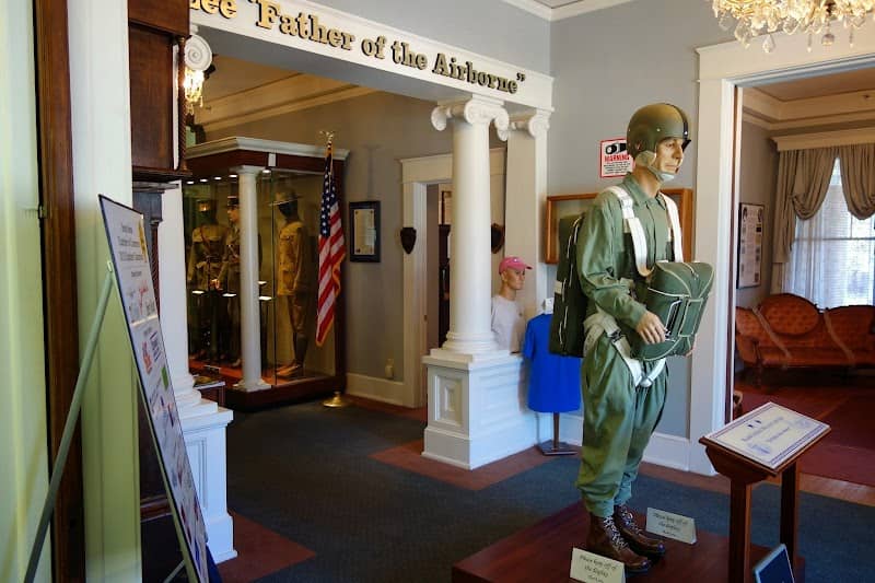 General William C Lee Airborne Museum - Image 1