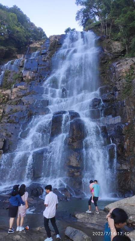 TYRSHI WATER FALL - Image 1