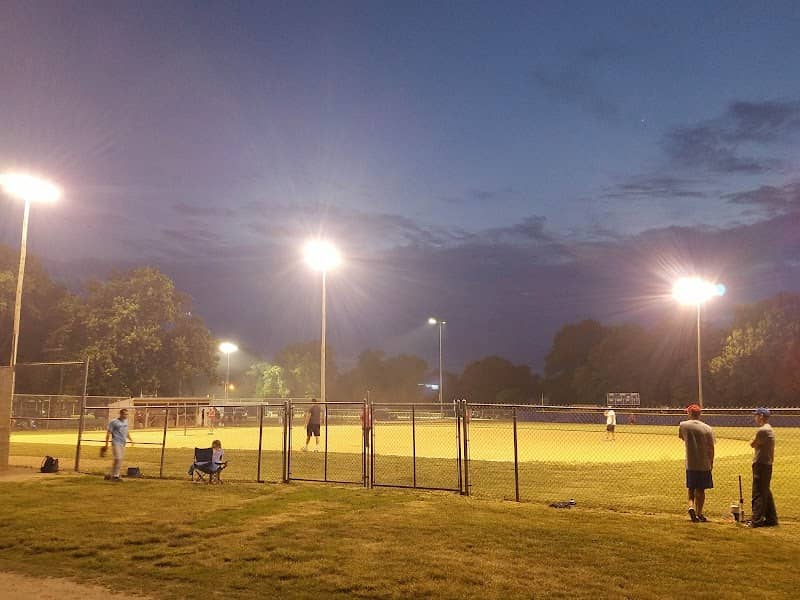 Veterans Park - Image 1