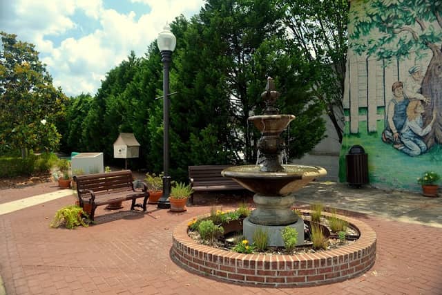 Lyle Salter park - Image 1