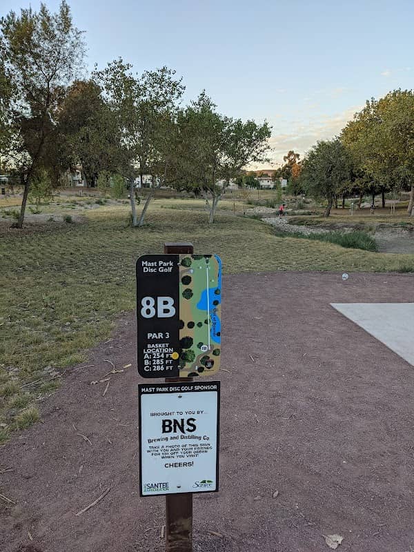 Mast Park - Image 2