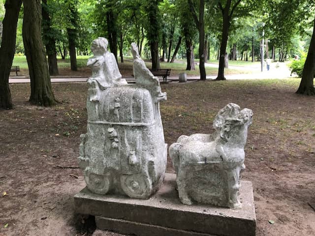 Белая карета - Image 1
