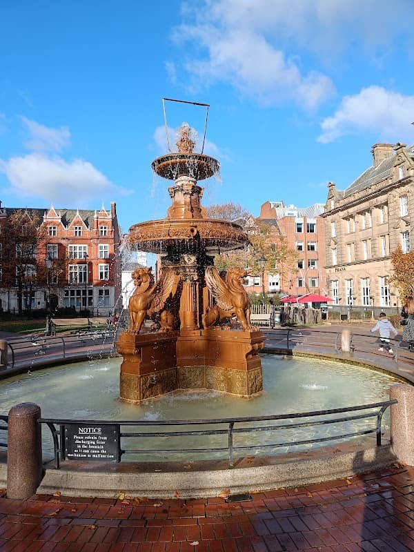 Town Hall Square Fountain - Image 2