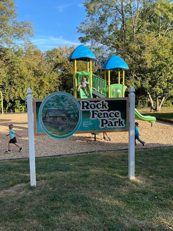 Rock Fence Park - Image 1