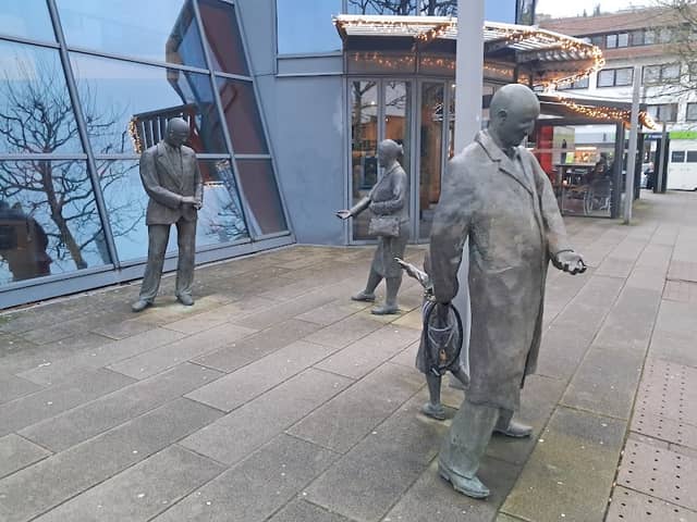 Schöne Skulpturen - Image 1