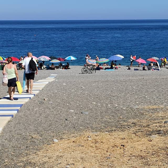 Spiaggia Fondachello - Image 1
