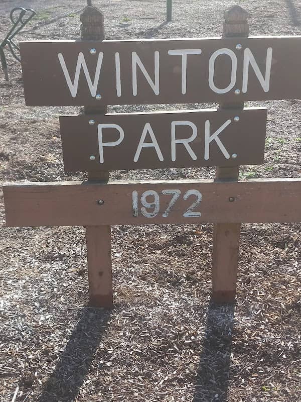 Winton Park - Image 1