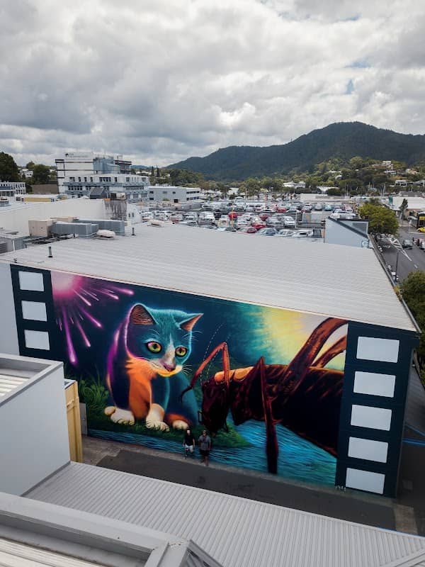 SWIFTMANTIS Cat Mural - Maui at Manaia - Image 1