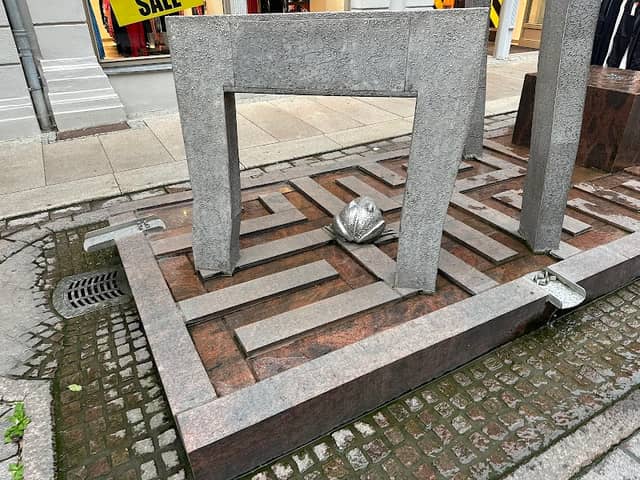 Wasserspiel-Brunnen - Image 1