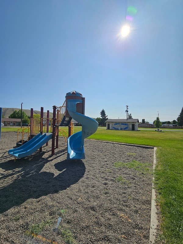 Loudon Park - Image 1