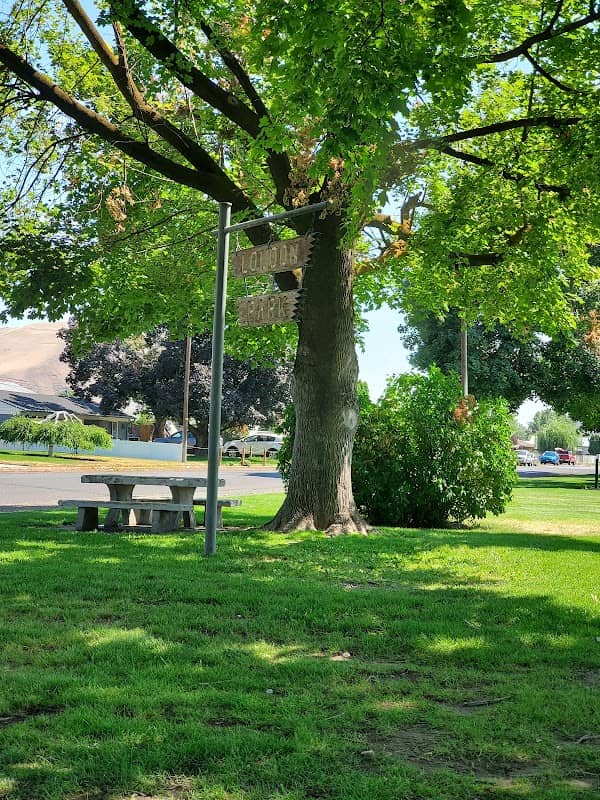 Loudon Park - Image 3