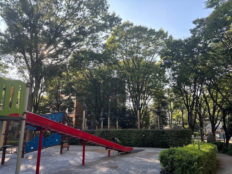 Nishi-Ikebukuro Park - Image 1