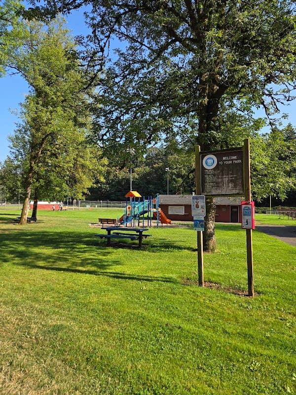 Forest Home Park - Image 2