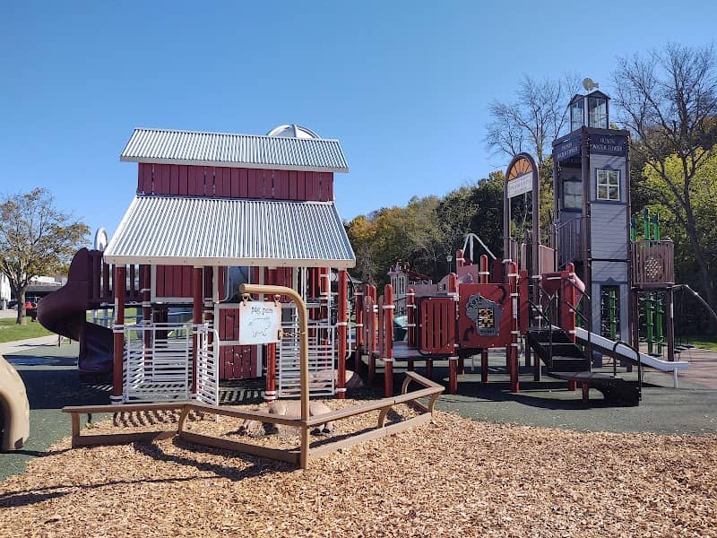 Stayer Junior Park - Image 1