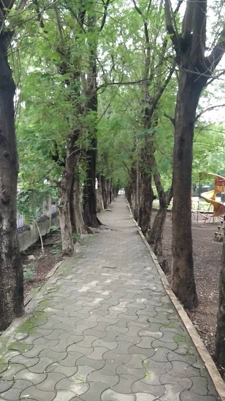 Dastur Garden - Image 2