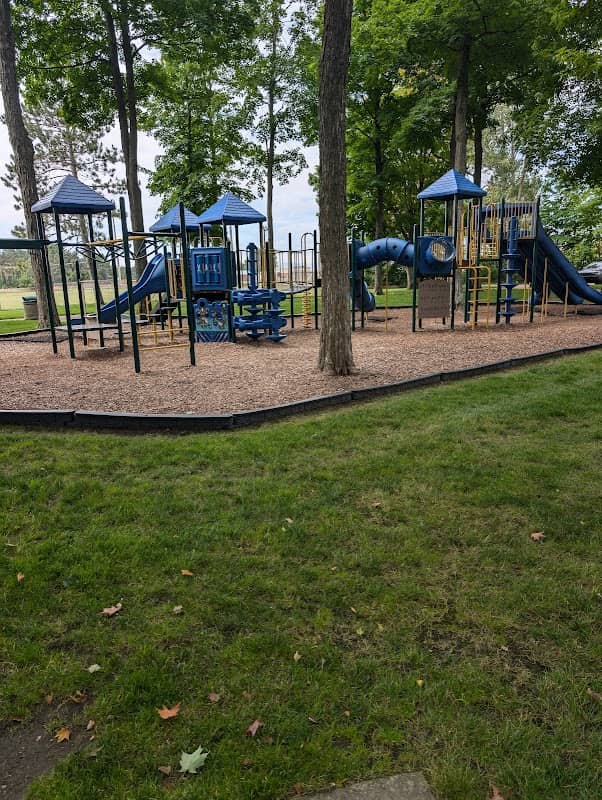 Doumas Park - Image 1