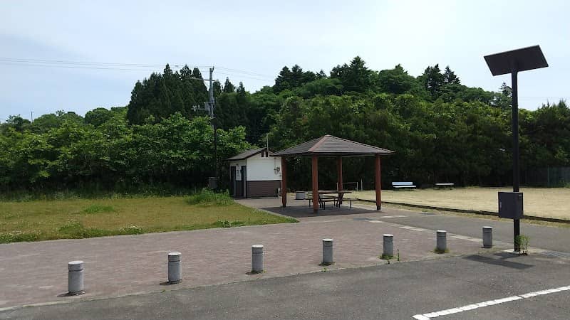 Hongofureaijido Park - Image 1