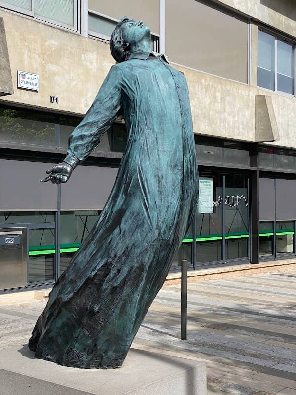 La vague (statue en hommage à Camille Claudel) - Image 1