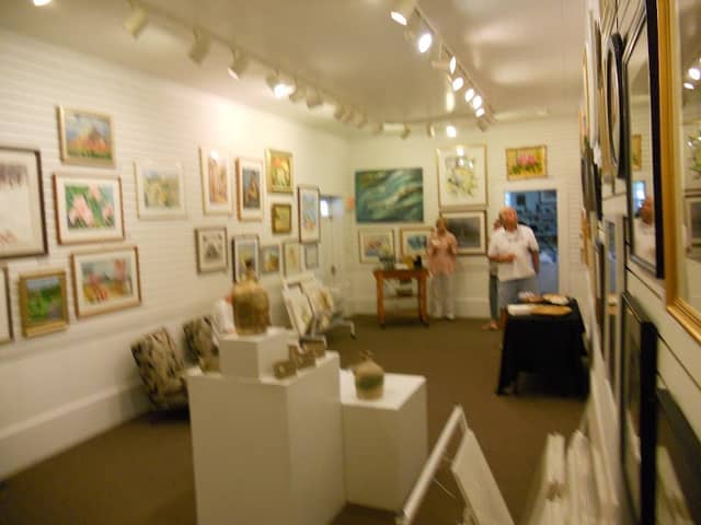 Franklin Square Gallery - Image 2