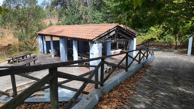 Fonte Dos Caçadores - Image 1