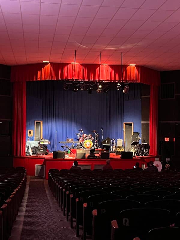 Peoples Theater - Image 1