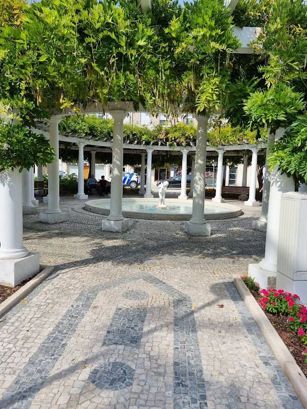 Chafariz do Jardim do Cardal - Image 1