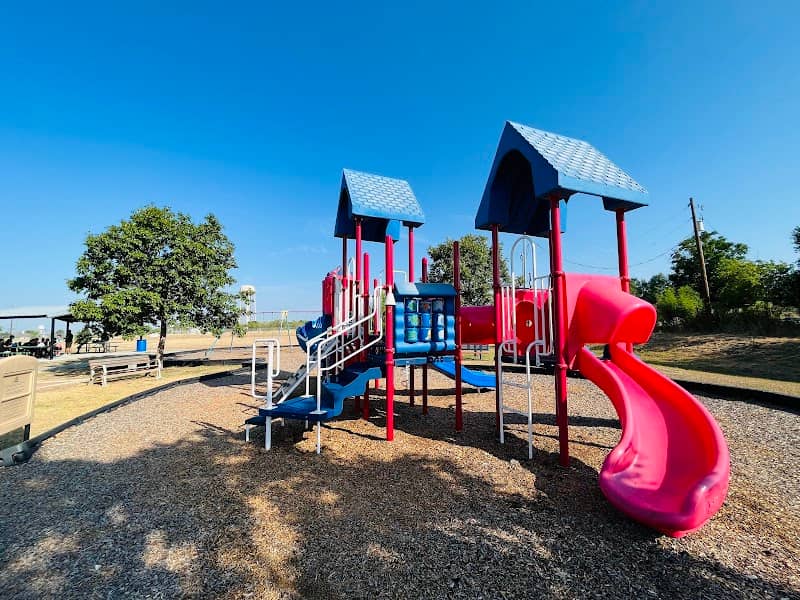 Veterans Memorial Park - Image 1