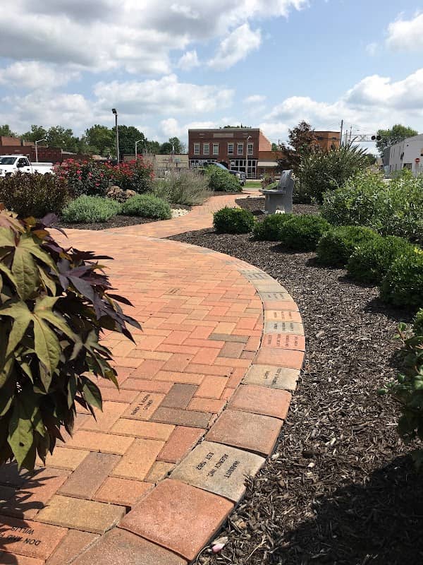 Legacy Plaza - Image 1